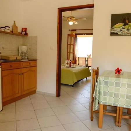 Amphitrite Apartments